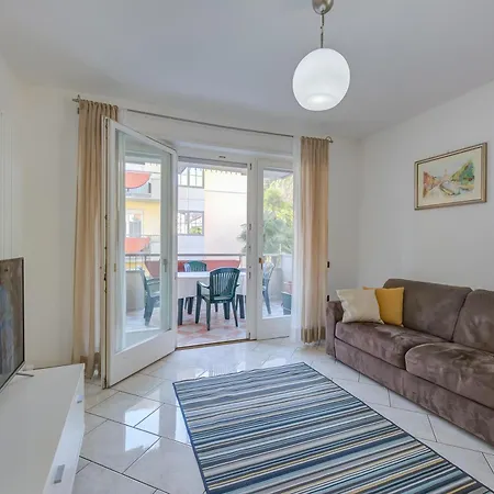 Apartment Anna - Lago & Bastione - Happy