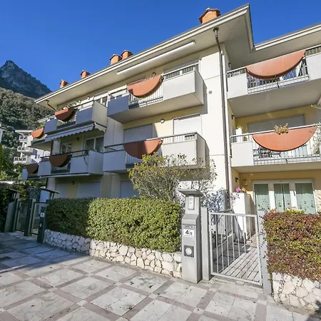 Anna - Lago & Bastione - Happy Riva del Garda
